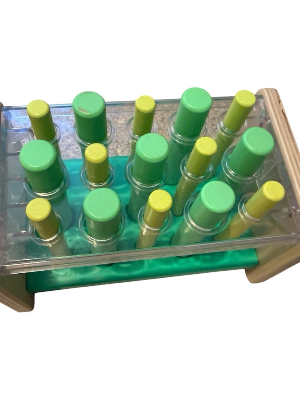 Lovevery Wooden Posting Stand Toy - Green & Yellow - Picture 4 of 4